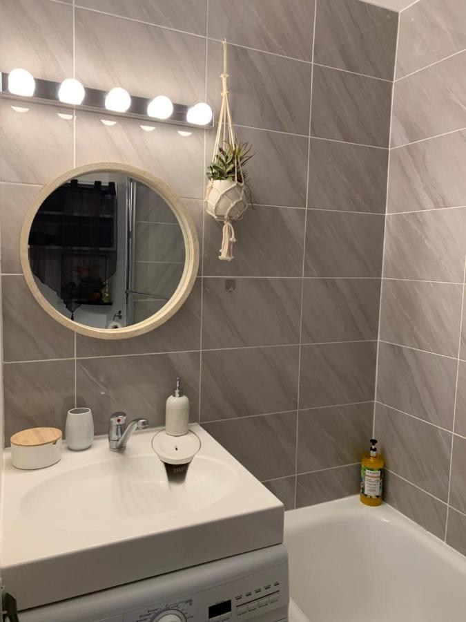 Jade - Appartement Climatise Vue Et Acces Mer Prive Ла-Сейн-сюр-Мер Экстерьер фото